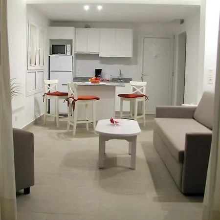 Playa Limones Apartment *